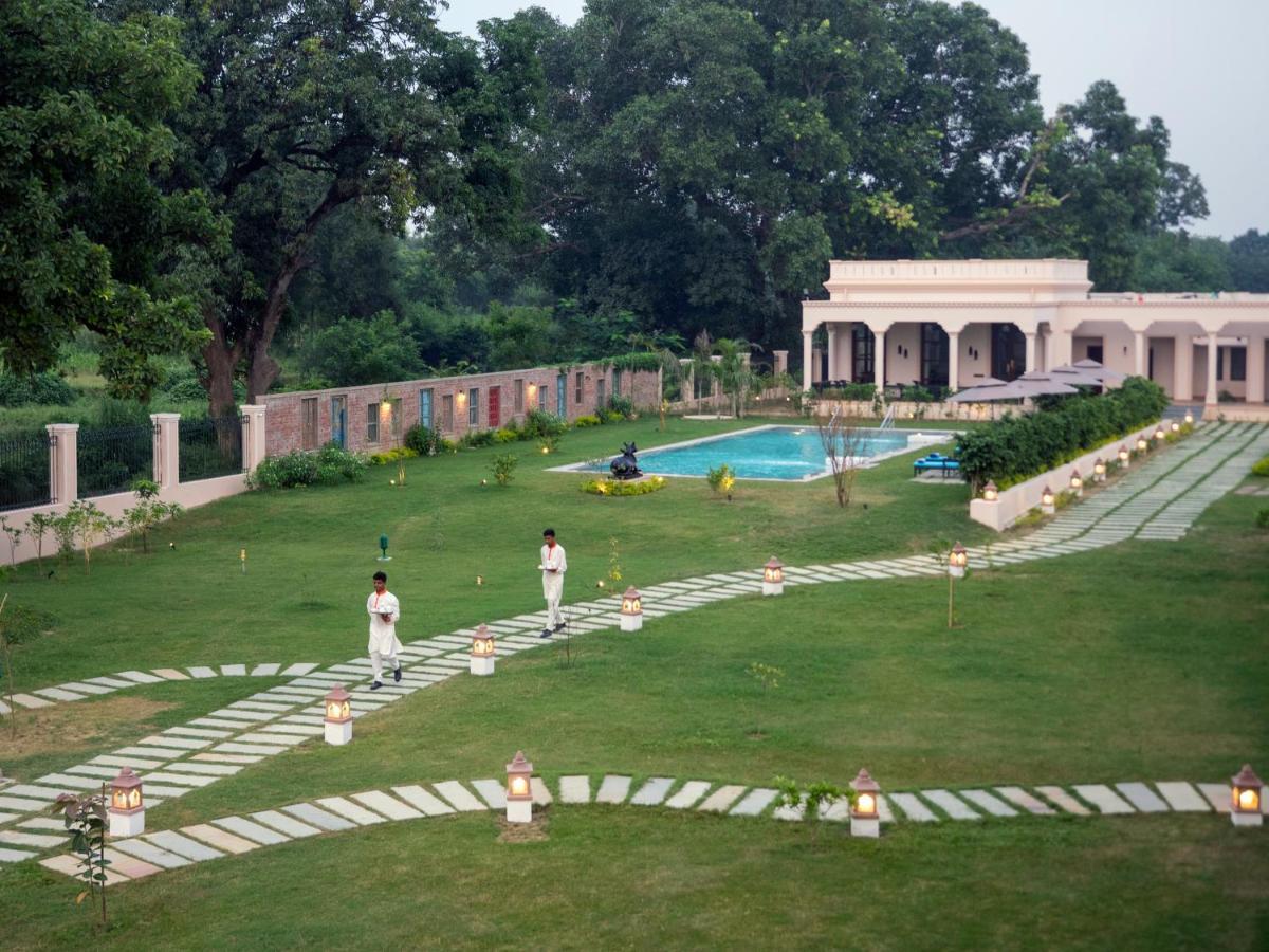 Tree Of Life Resort & Spa Варанаси Екстериор снимка