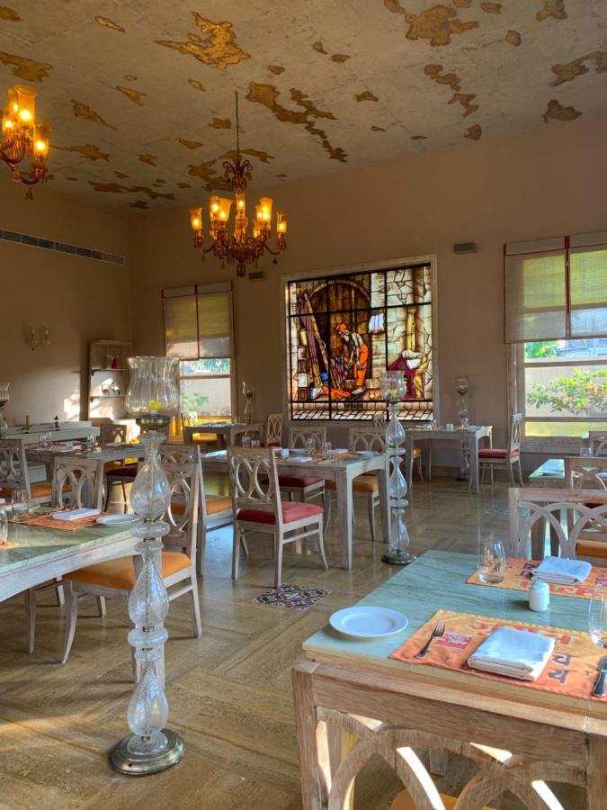 Tree Of Life Resort & Spa Варанаси Екстериор снимка